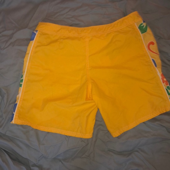 Board shorts - Picture 2 of 4
